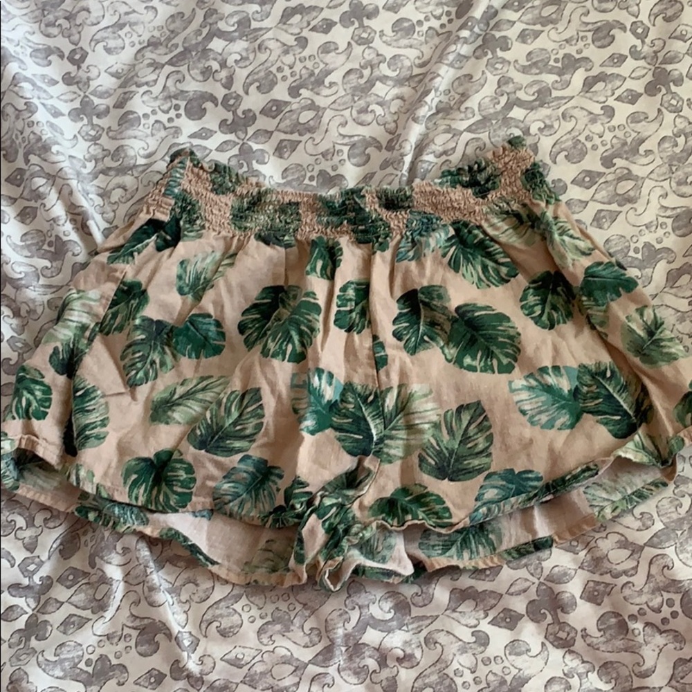Flowy shorts